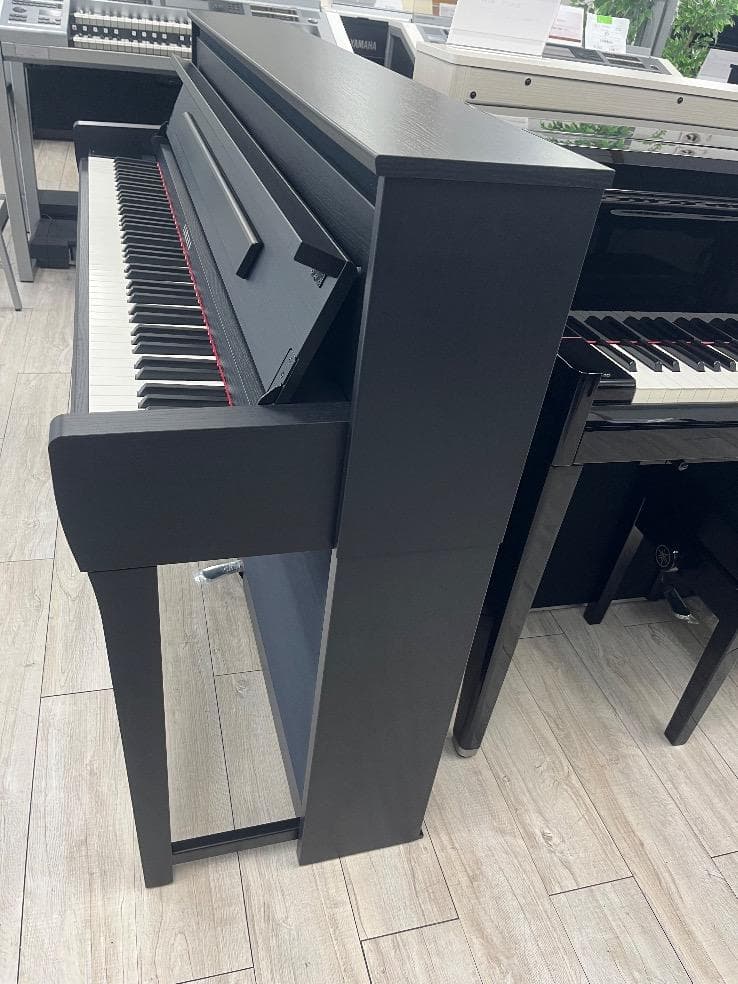 ★85738【電子ピアノ】YAMAHA　CLP785B　22年製