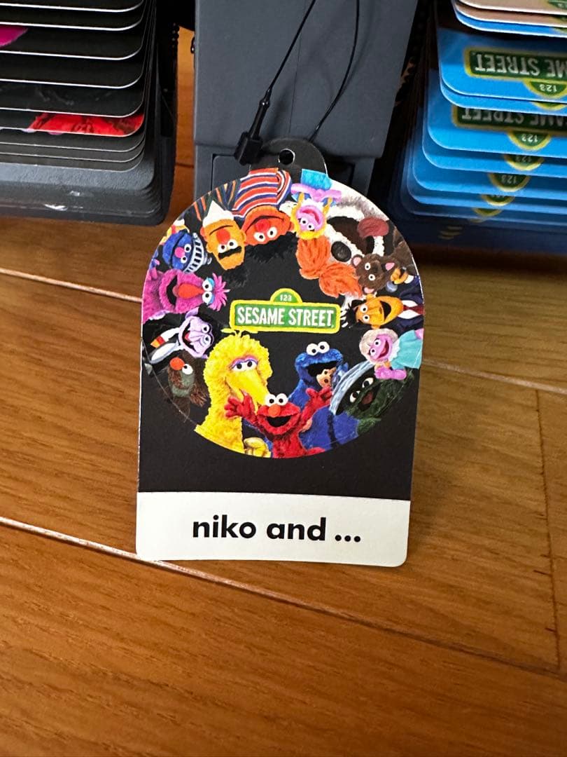 【未使用】ニコアンド SESAMI STREETコラボ FLIP CLOCK