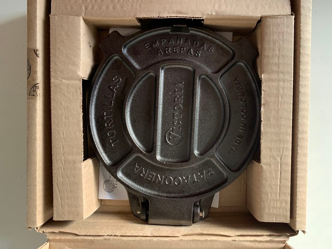 Victoria トルティーヤプレス　20cm 8インチ　鋳鉄製