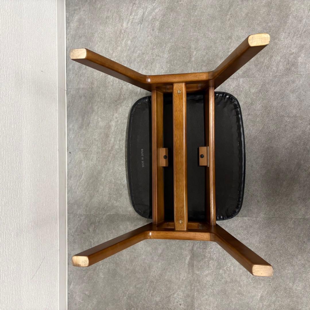 カリモク60 スタッキング スツール スタンダート ブラック 椅子 C160