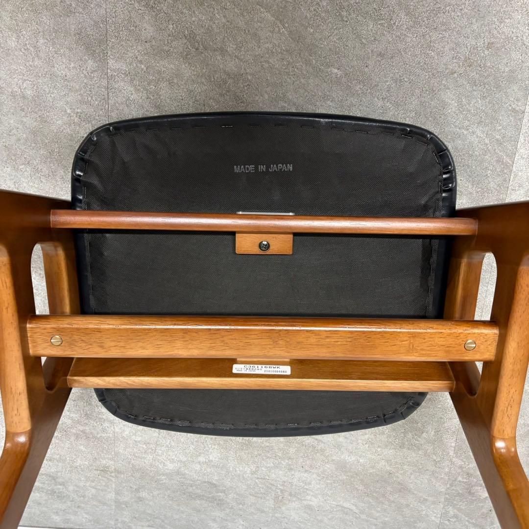 カリモク60 スタッキング スツール スタンダート ブラック 椅子 C160