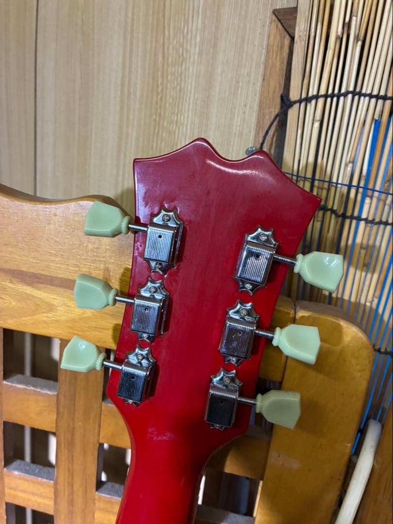 Mavis エレキギター　レスポールスタイル