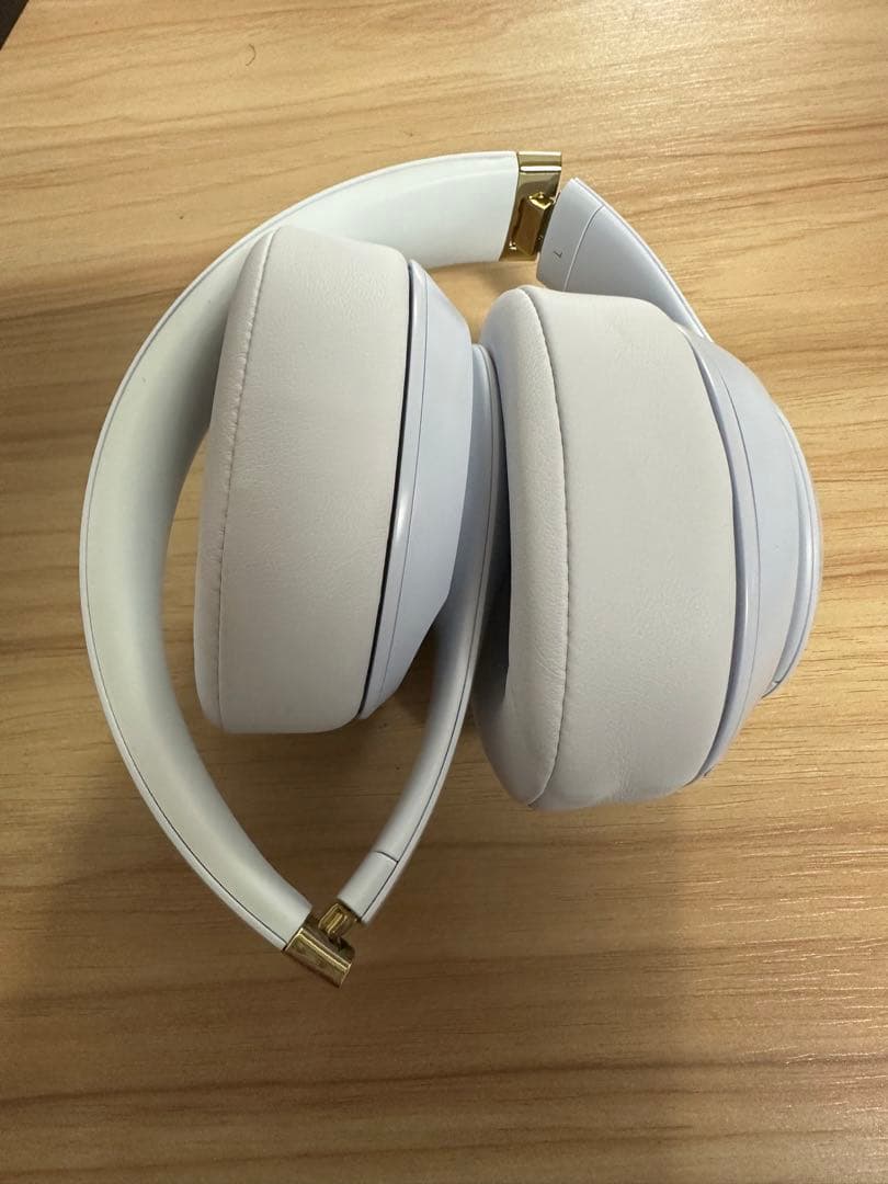 Beats Studio3 Wireless ホワイト