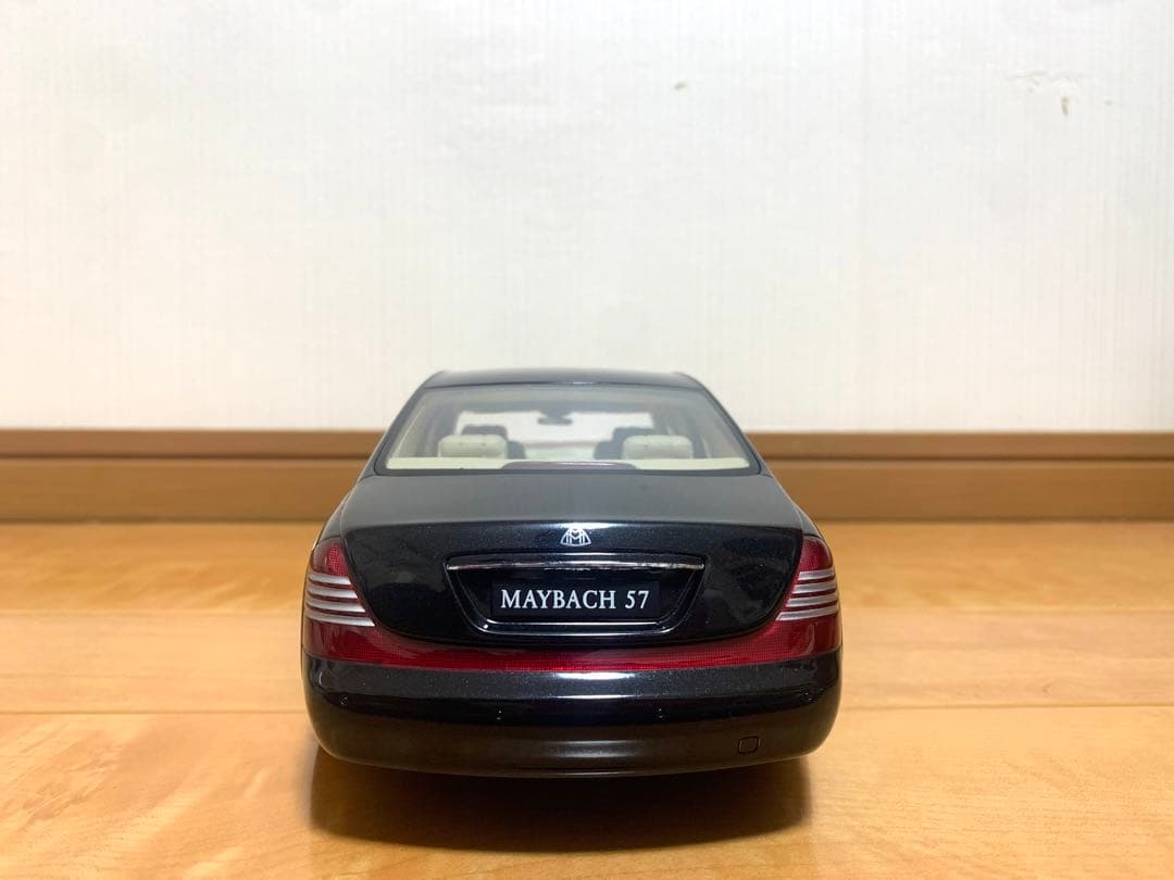 Ryuu。MAYBACH 2台セットミニカー 1:18