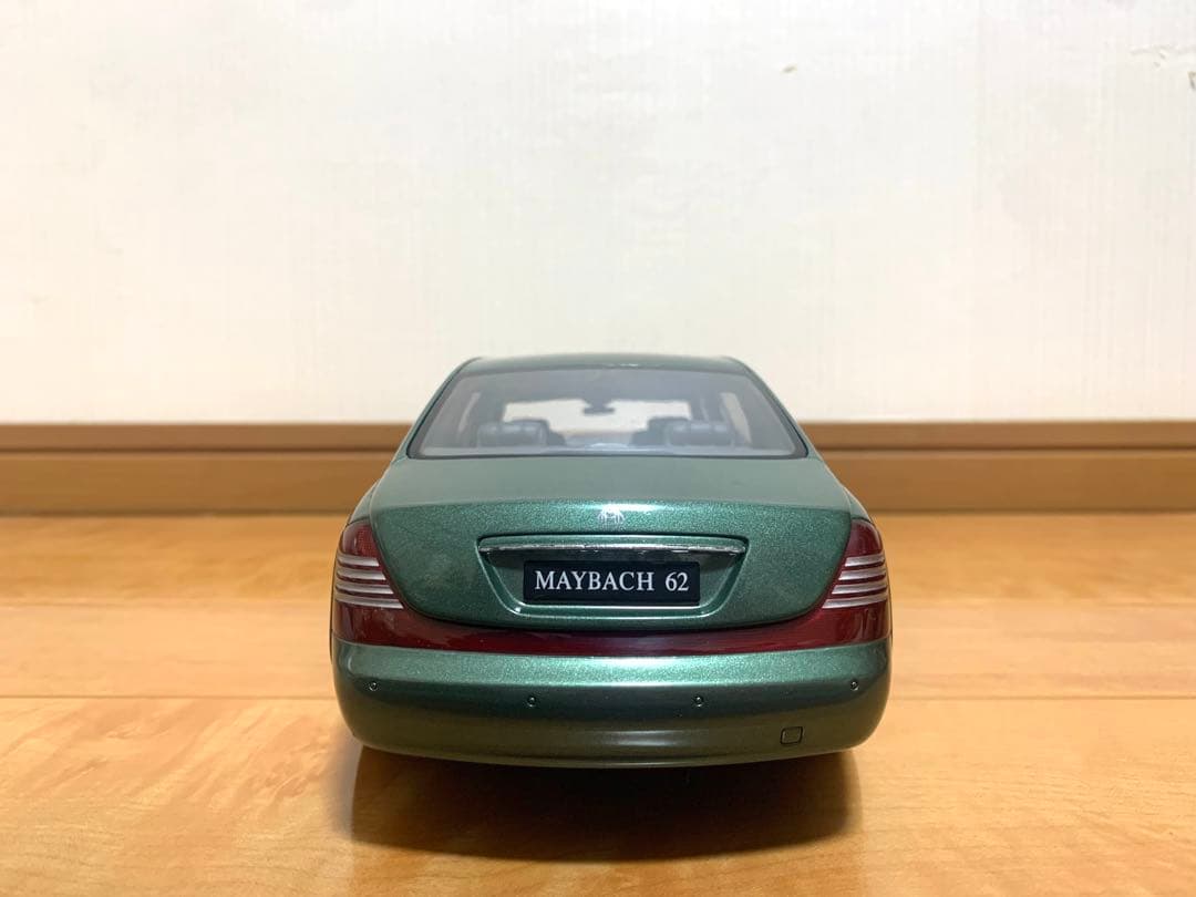 Ryuu。MAYBACH 2台セットミニカー 1:18