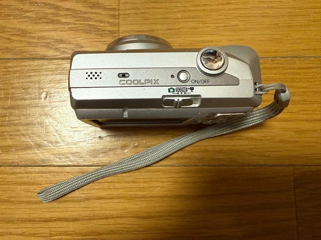 デジタルカメラ Nikon COOLPIX L1