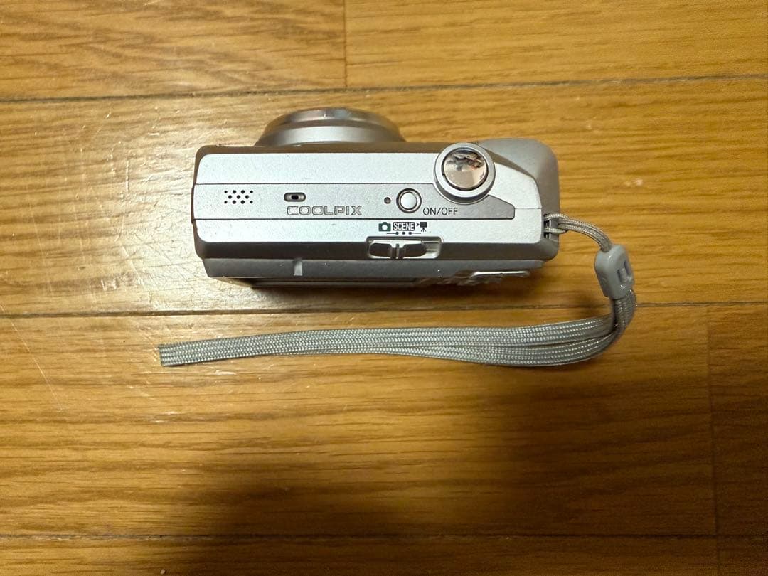 デジタルカメラ Nikon COOLPIX L1