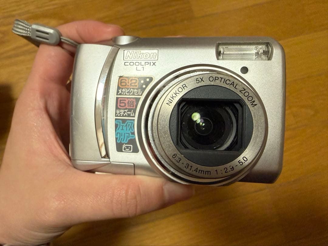 デジタルカメラ Nikon COOLPIX L1
