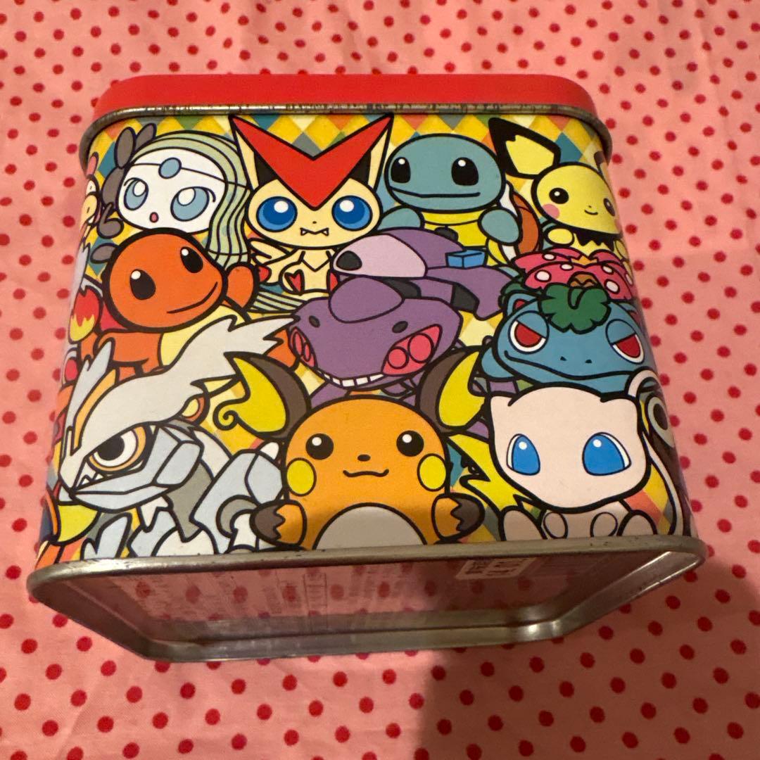 ポケモンセンター限定　ポケモンドール柄のお菓子の空き缶