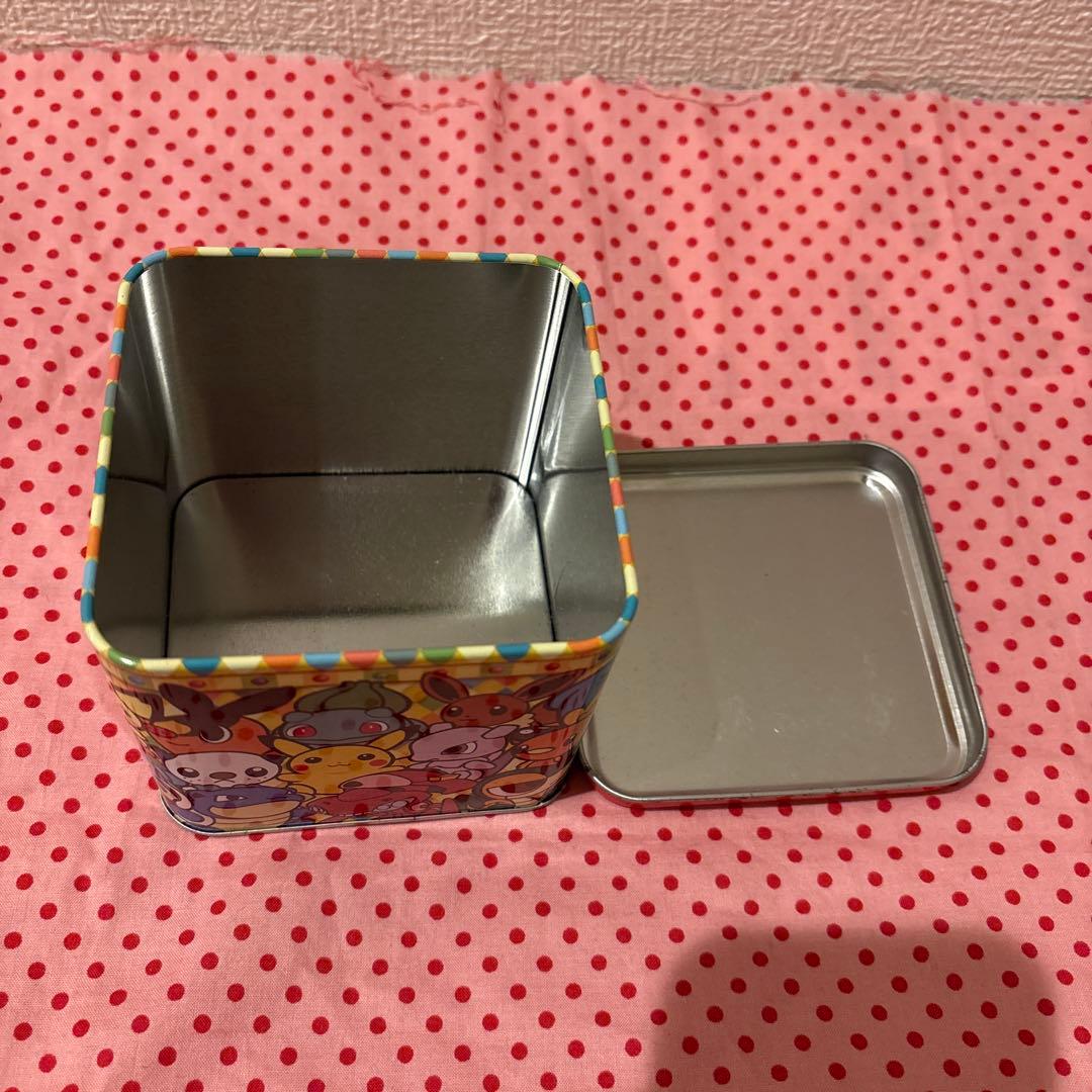 ポケモンセンター限定　ポケモンドール柄のお菓子の空き缶