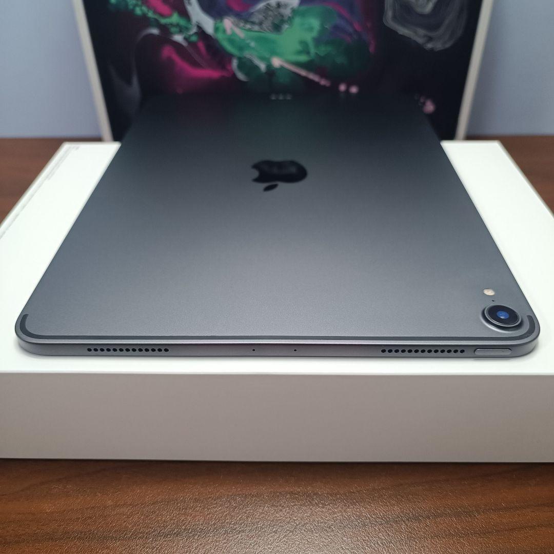 (美品) iPad Pro 11インチ 第1世代 64GB、 Keyboard