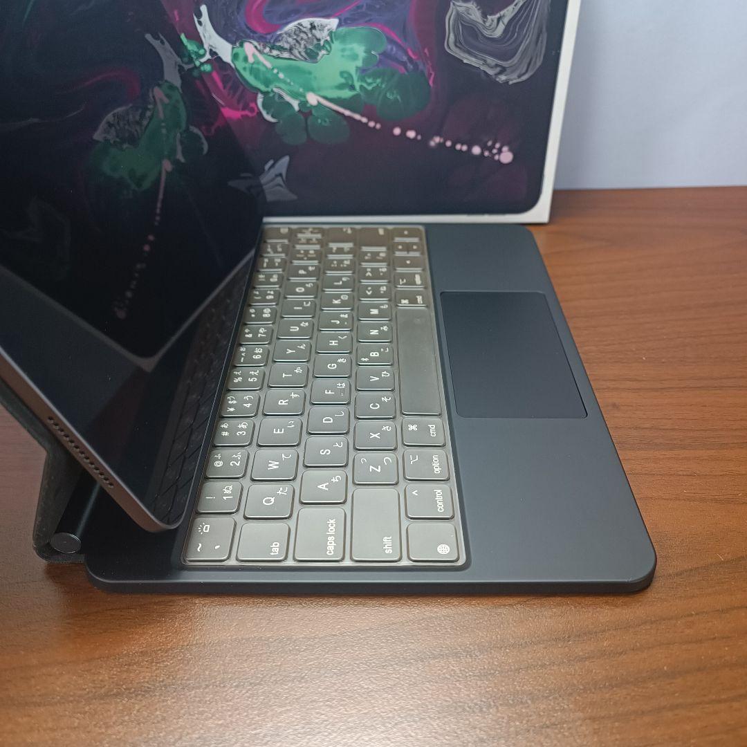 (美品) iPad Pro 11インチ 第1世代 64GB、 Keyboard