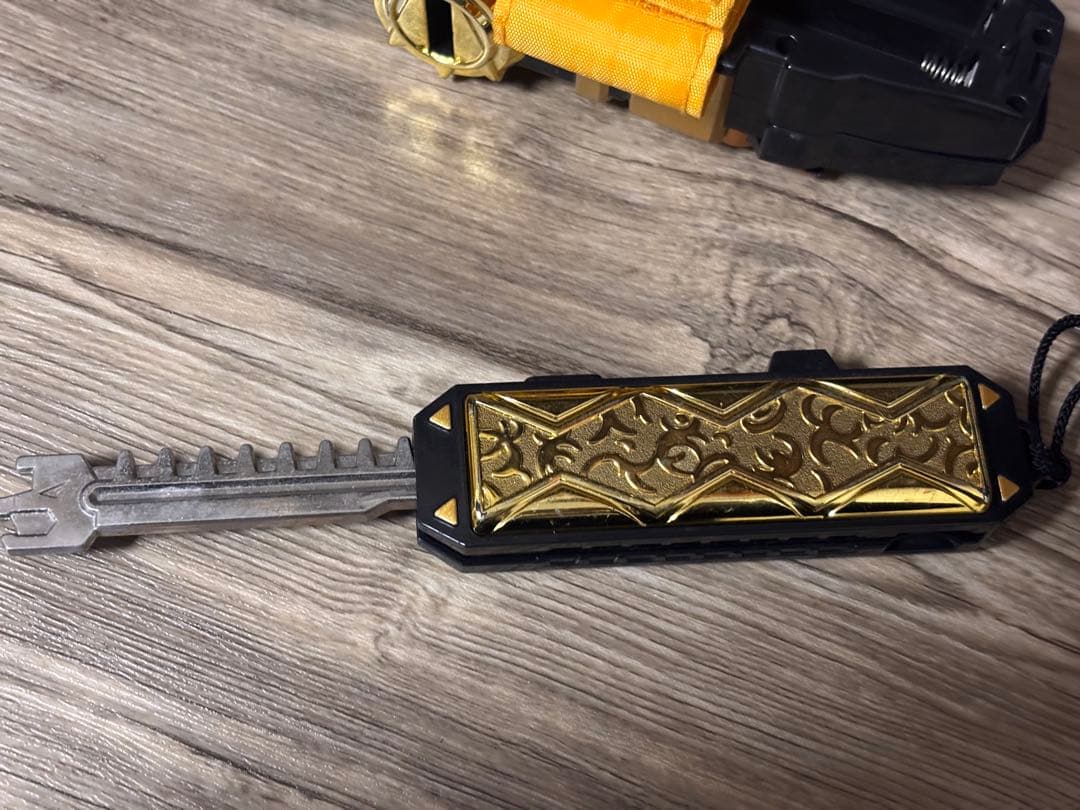 爆竜戦隊アバレンジャー　ダイノコマンダー　アバレブラック　変身アイテム