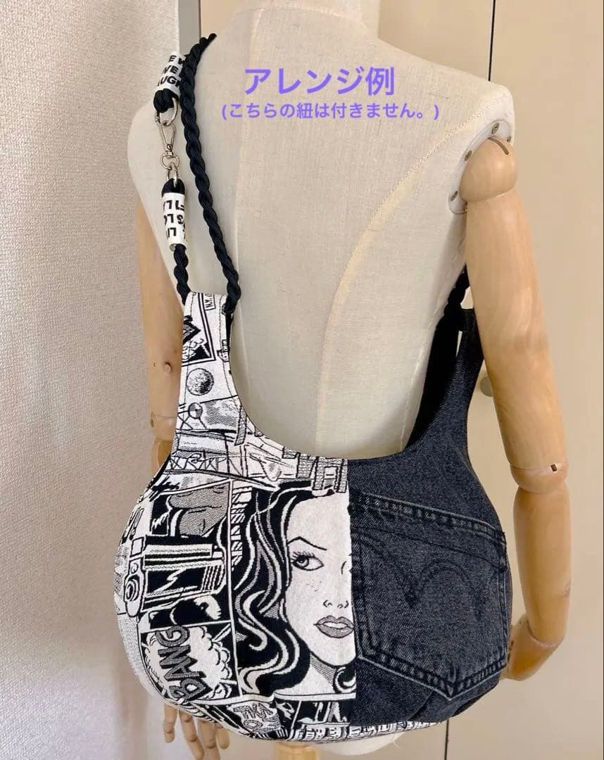 フリルショルダーの3wayアメコミまんまるデニムリメイクバッグ【ハンドメイド】