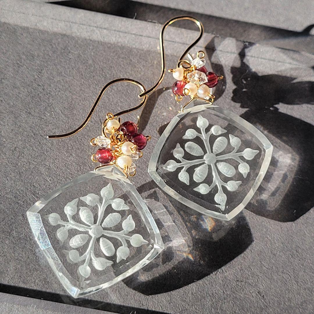 クリスタル バックカービング ピアス