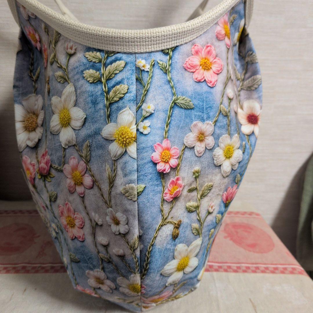 かず様　お花刺繍柄　LＬサイズ 　グラニーバッグ　ハンドメイド