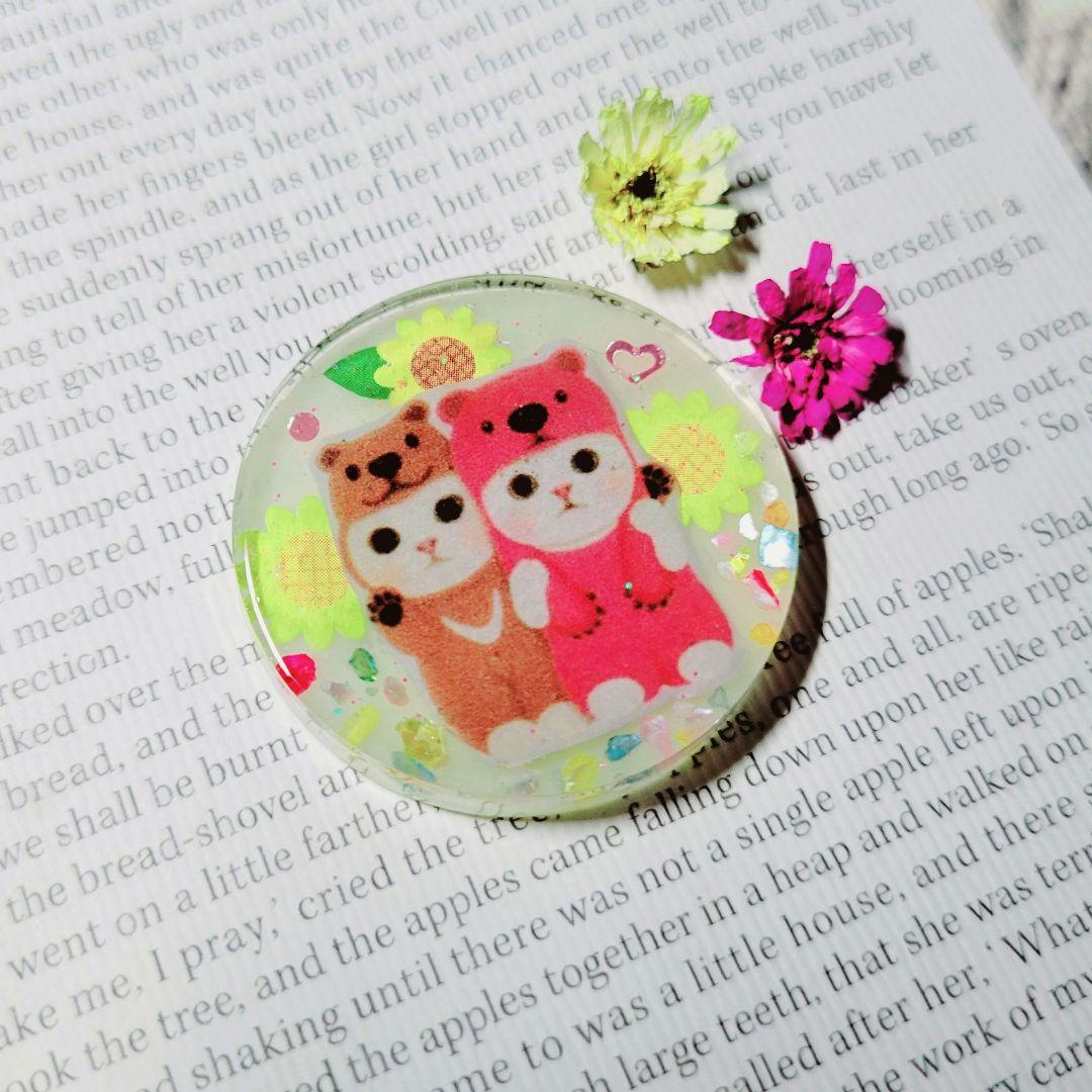 No.127❤猫❤着ぐるみの双子ちゃん❤レジン❤ヘアゴム ブローチ