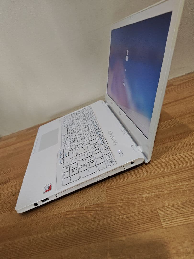 最新Windows11搭載ノートパソコン LIFEBOOK WAA/B3