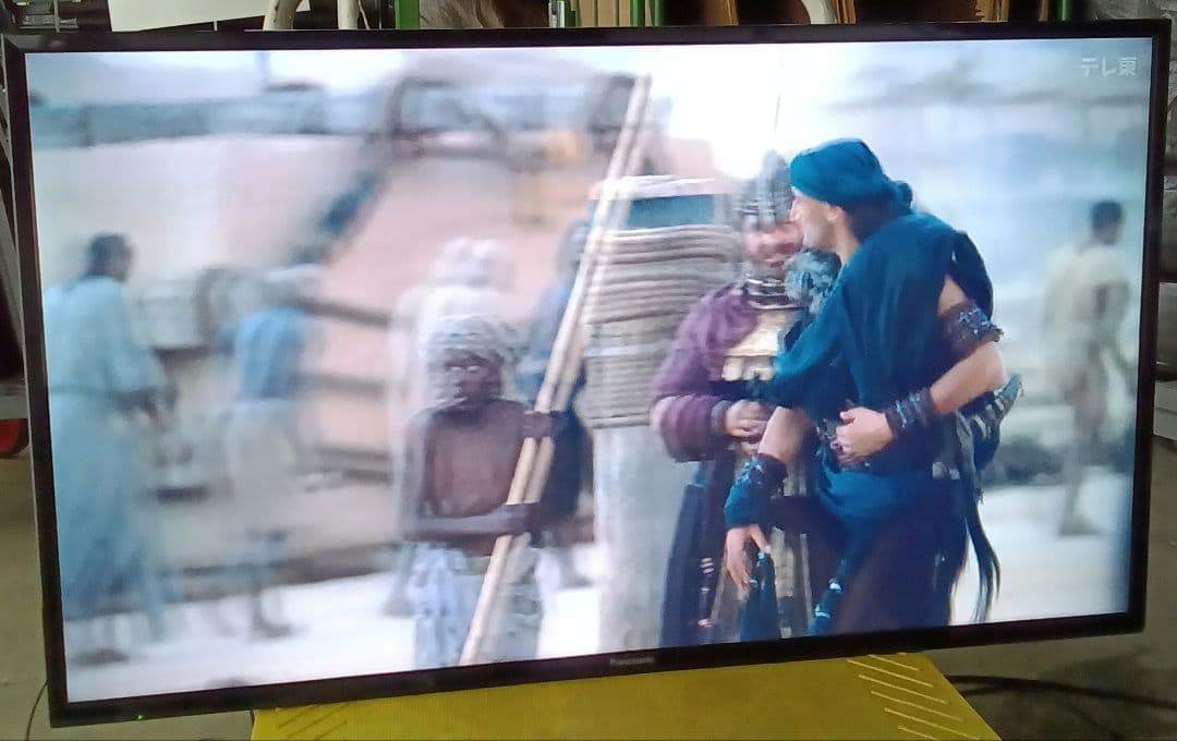 43型液晶テレビPanasonic TH-43F300HT2019年製no.2⑨