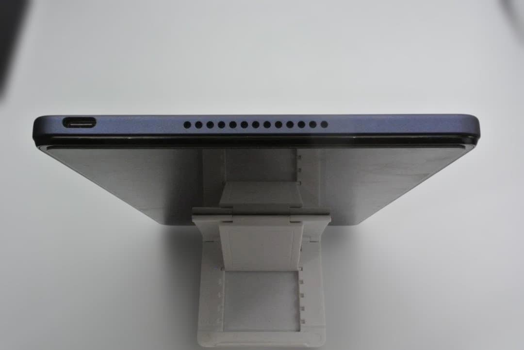 Lenovo docomo dtab Compact d-42A ネイビー