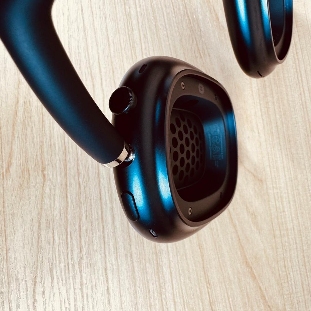 P88 超美品 AirPods MAX MWW43ZA/A type-C