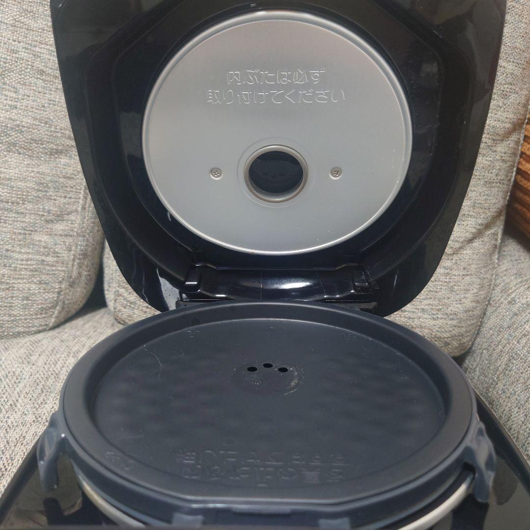 美品　象印 NL-BV05 炊飯器 黒色 3合炊　495W