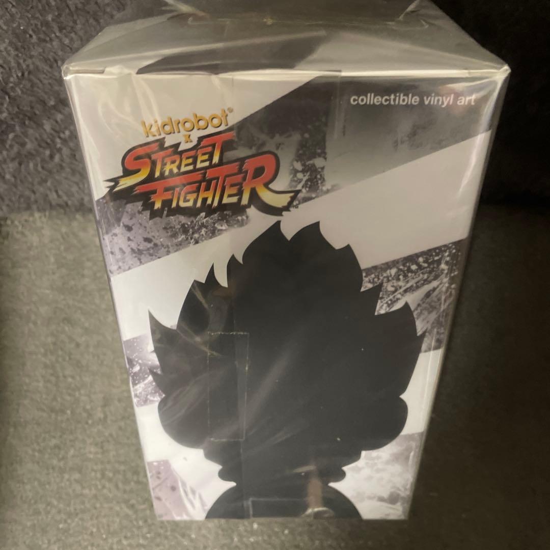 Kidrobot Street Fighter コレクティブルフィギュア