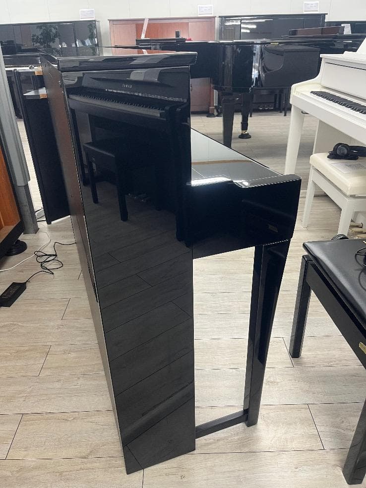 ★82505【電子ピアノ】YAMAHA　NU1XA　24年製