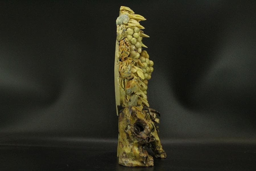 中国美術 青田石雕 刻葡萄木 置物 寿山石 鑑賞石(ZE874)