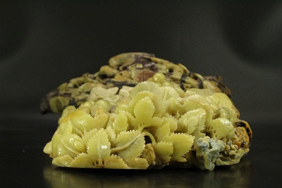 中国美術 青田石雕 刻葡萄木 置物 寿山石 鑑賞石(ZE874)