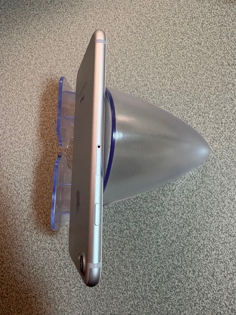 【美品】iPhone7 シルバー 32GB 94%