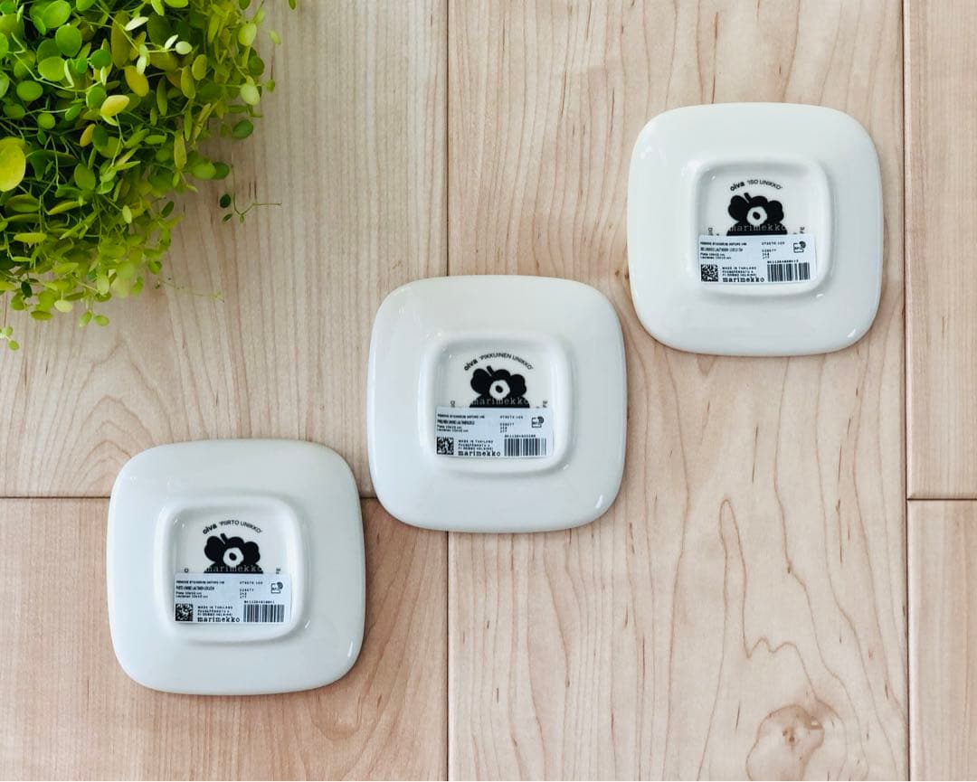Marimekko unikko　ウニッコプレート　3枚セット