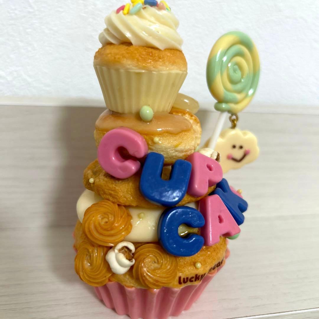 Lucky Cream Chocolate フェイクスイーツデコ　ケーキ　置物