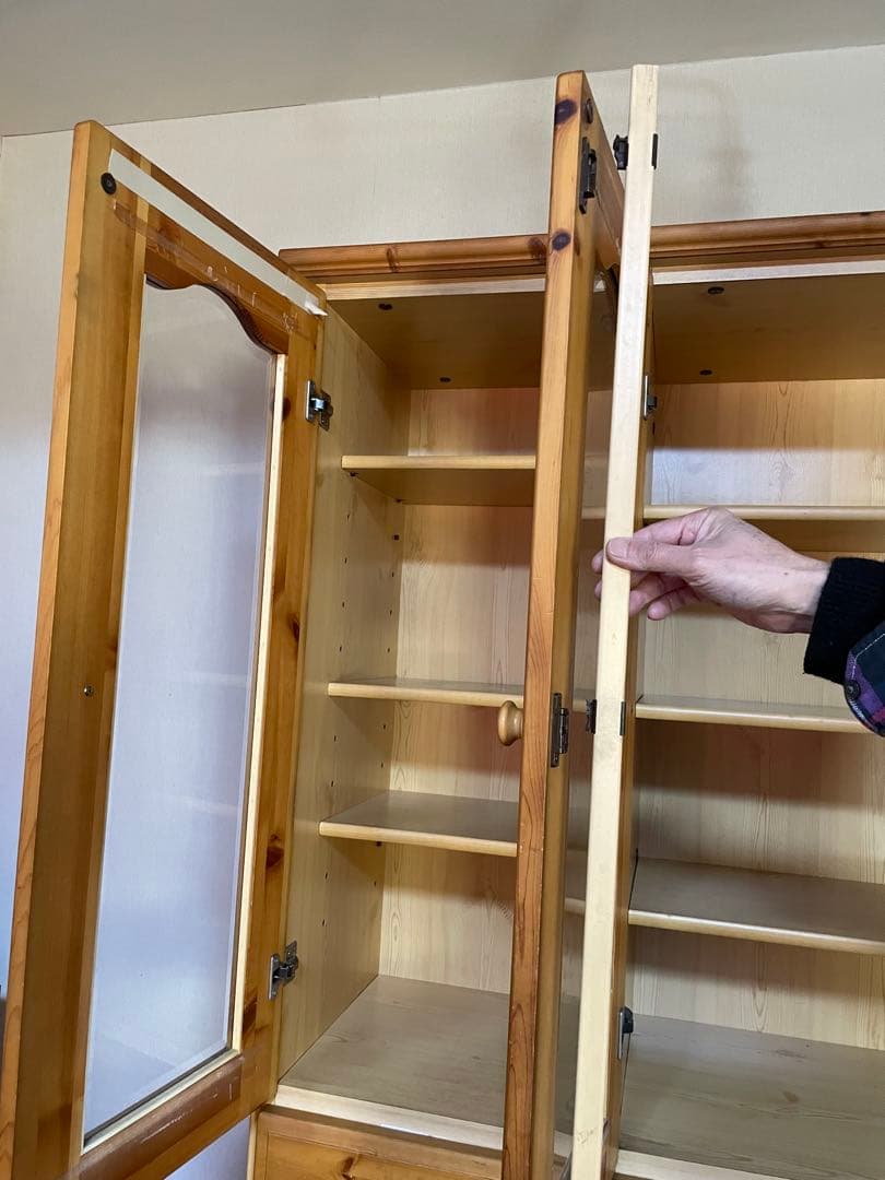 LEGNATEC 木製 ガラス扉 キャビネット 食器棚 カントリー調