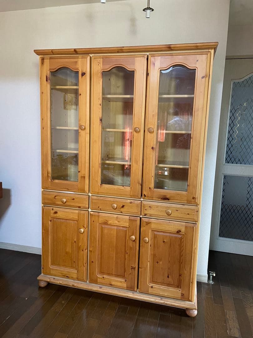 LEGNATEC 木製 ガラス扉 キャビネット 食器棚 カントリー調