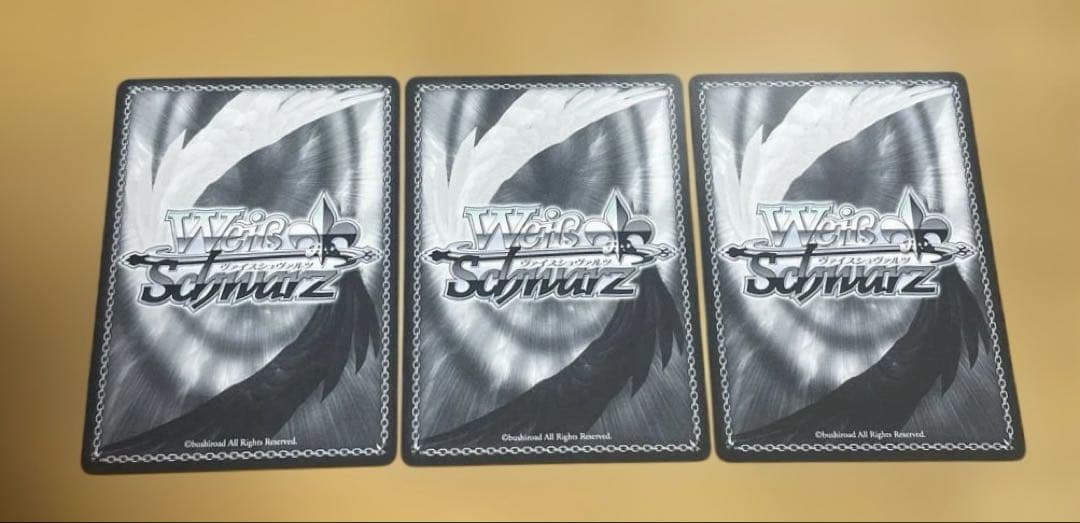 純白に輝くリリィ 梨璃 rr 3枚 アサルトリリィ メルカリ便