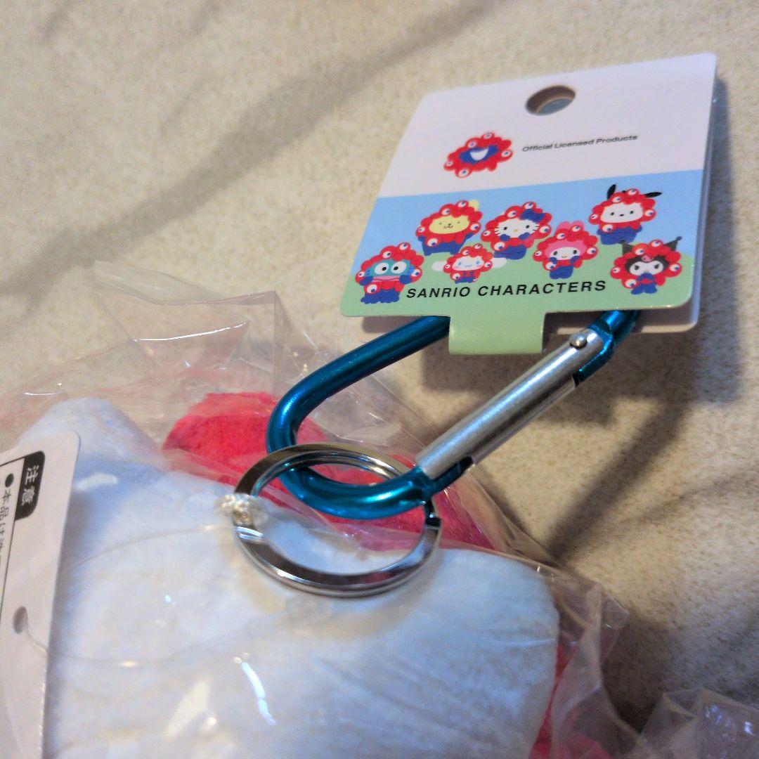 万博限定　ミャクミャク　ハローキティ　 ぬいぐるみ カラビナ付き【新品、未使用】