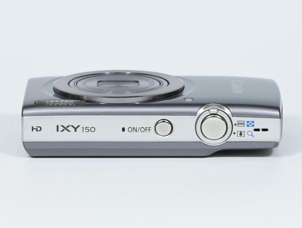 【超美品】 キヤノン　Canon IXY 150 シルバー