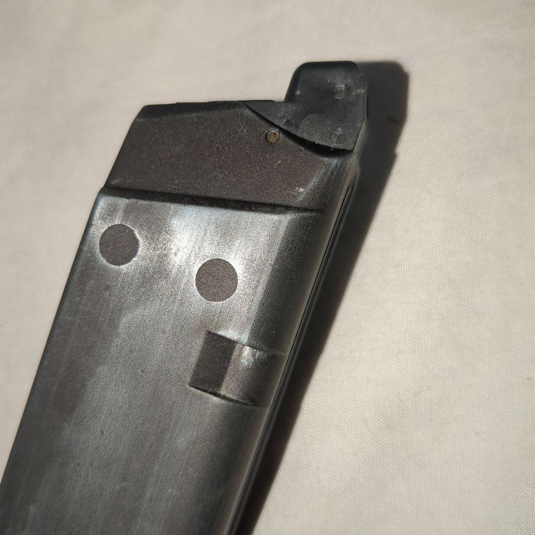 primary airsoft グロック用m4マガジン使用　外部ソースアダプター