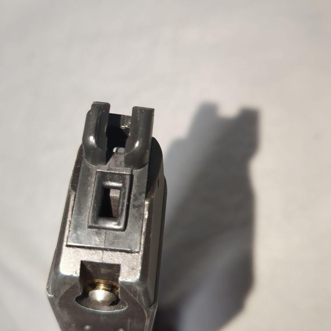 primary airsoft グロック用m4マガジン使用　外部ソースアダプター