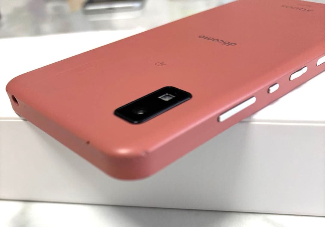 docomo AQUOS SH-51C ピンク
