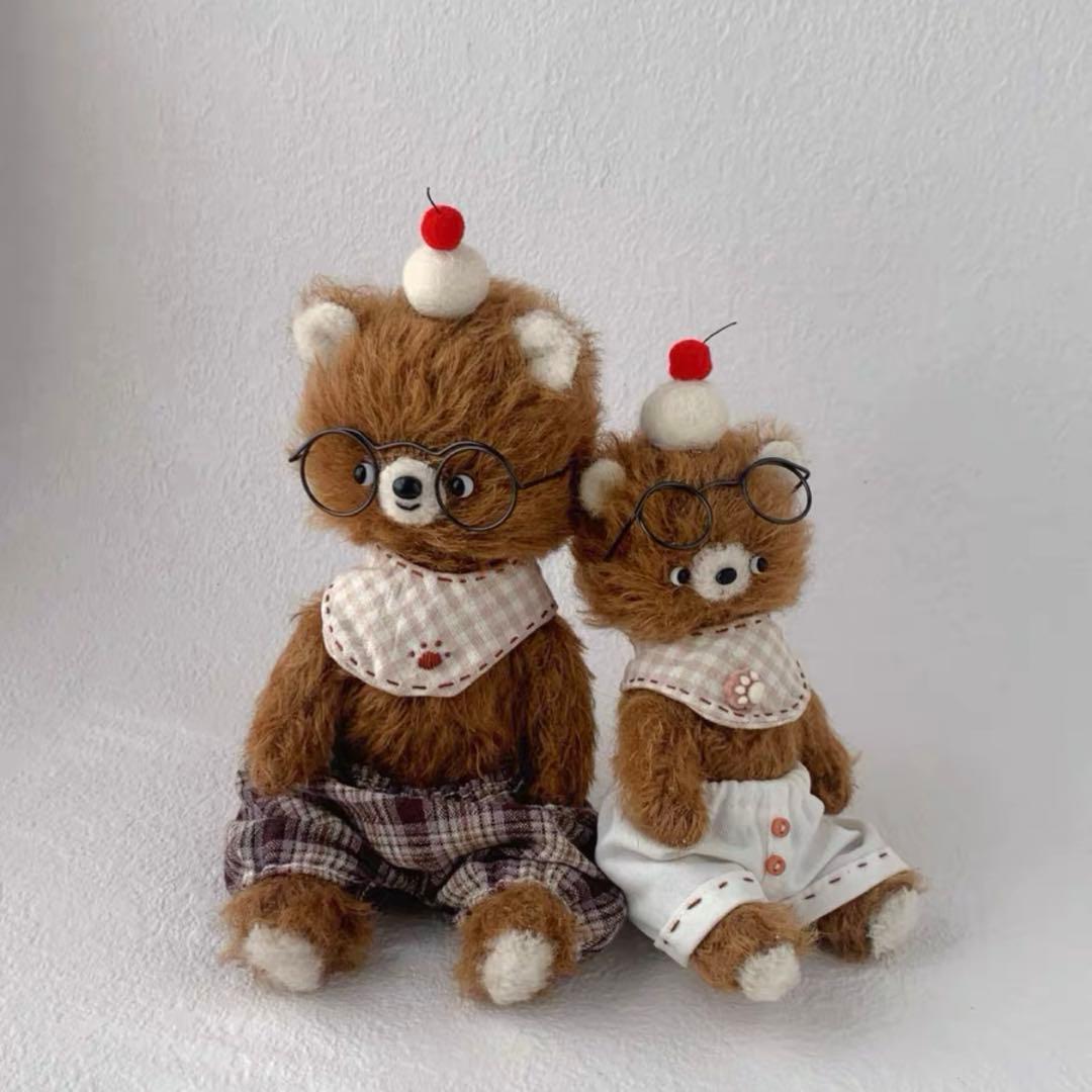 大きい熊・小さい熊 アーティストベア テディベア 海外作家様 ハンドメイド 置物