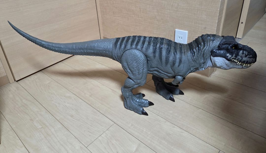 マテル　ジュラシックワールド　スーパービッグ　Tーレックス