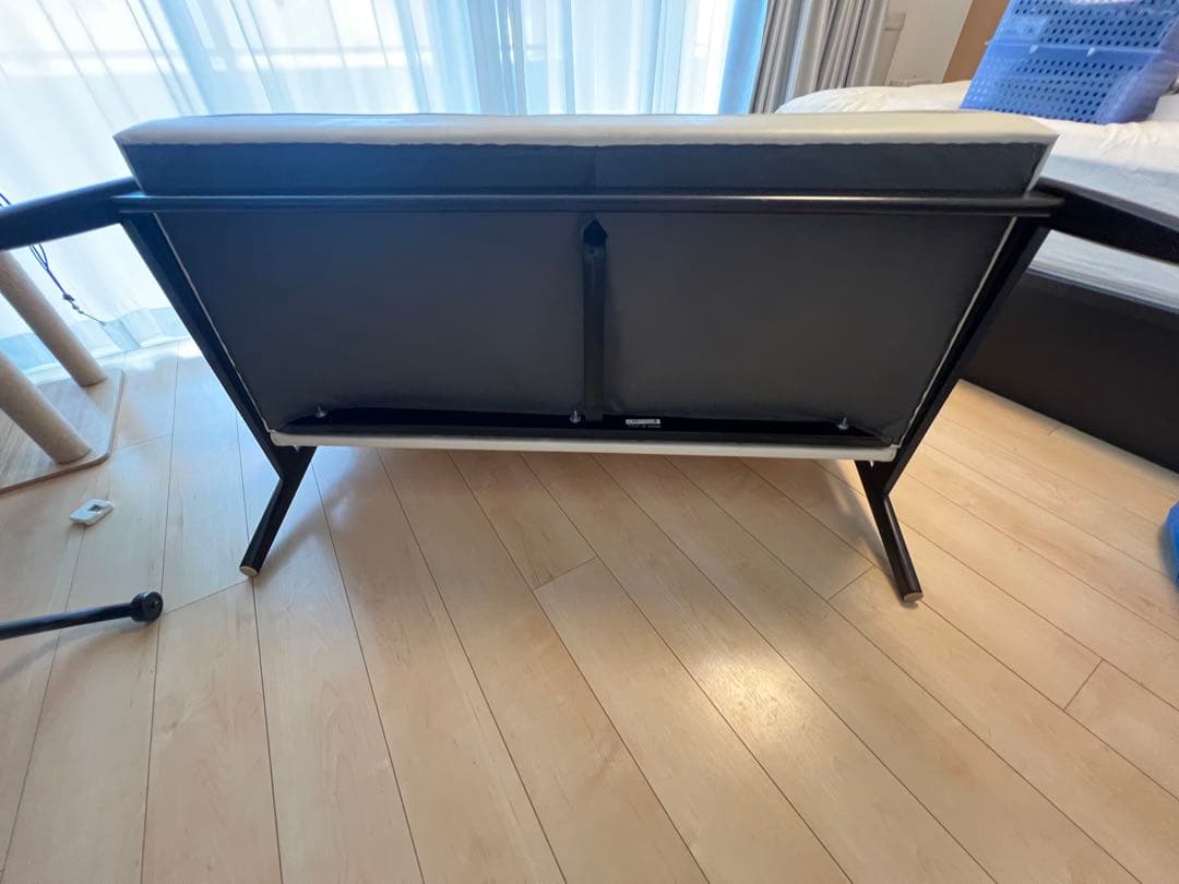 カリモク60 アイボリー