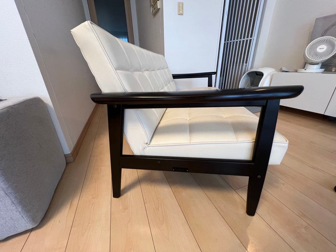 カリモク60 アイボリー