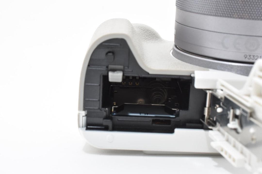 美品 CANON EOS KISS M2 EF-M 15-45mm IS STM