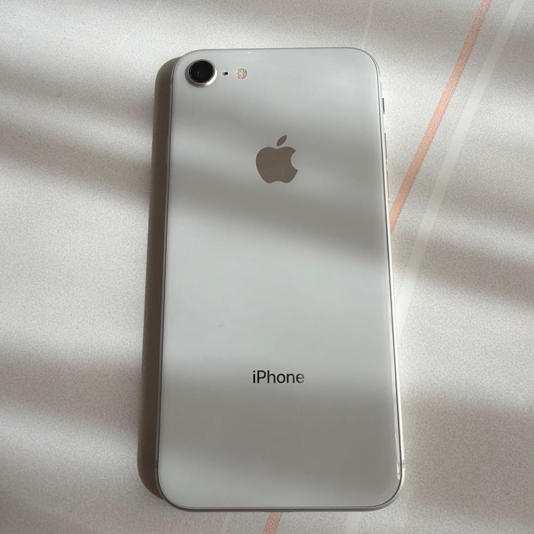 P*h様 iPhone8 32GB シルバー ジャンク品