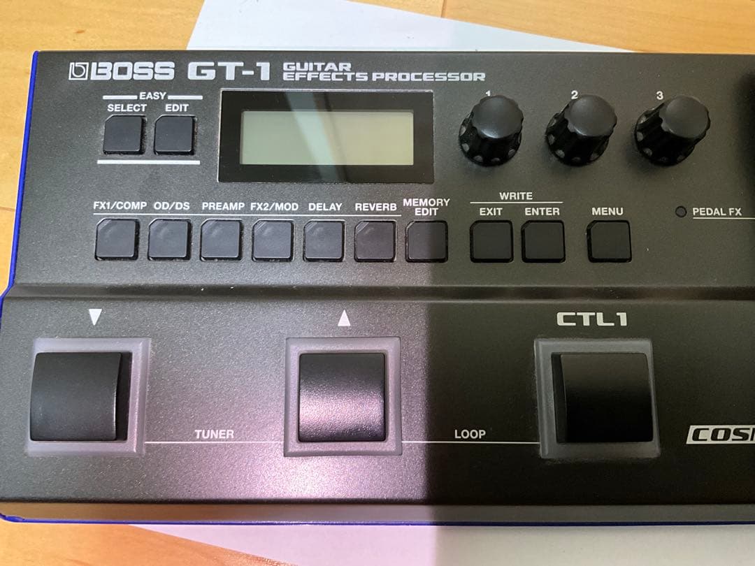 BOSS GT-1 美品　本体のみ　ギター　エフェクター