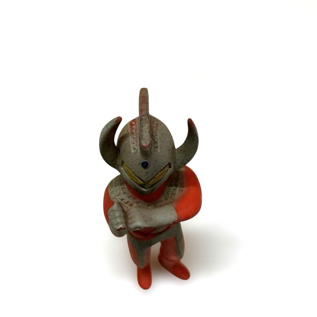 ESH039ブルマァク製「ウルトラマンタロウ」ソフビフィギュア