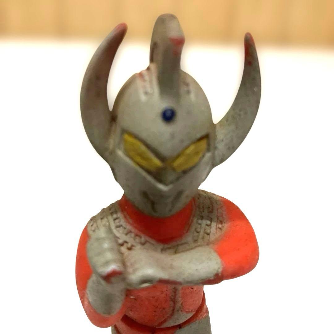 ESH039ブルマァク製「ウルトラマンタロウ」ソフビフィギュア